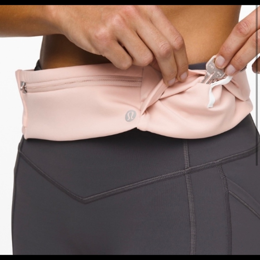 Lululemon Fast and free run belt